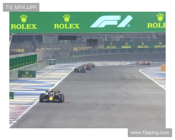 F1赛季最新动态：车手变动与技术创新引领未来赛事发展趋势