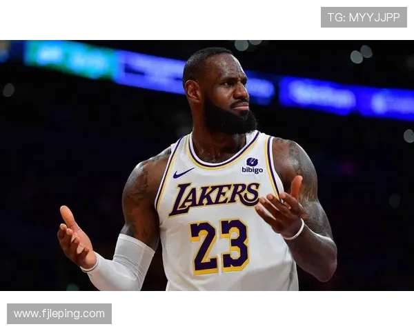 NBA焦点战勇士逆转湖人全场高能激战末节神勇表现引爆联盟热议 NBA焦点战勇士逆转湖人全场高能激战末节神勇表现引爆联盟热议