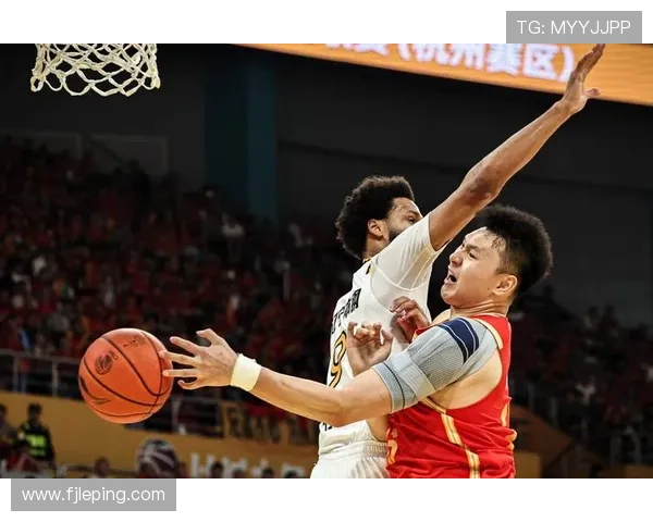 全新赛季战火重燃 各大球队激烈备战争夺冠军宝座 全新赛季战火重燃 各大球队激烈备战争夺冠军宝座