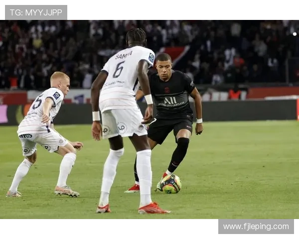 巴黎FC俱乐部:挑战法甲新高度,未来可期的足球新势力 巴黎FC俱乐部:挑战法甲新高度,未来可期的足球新势力