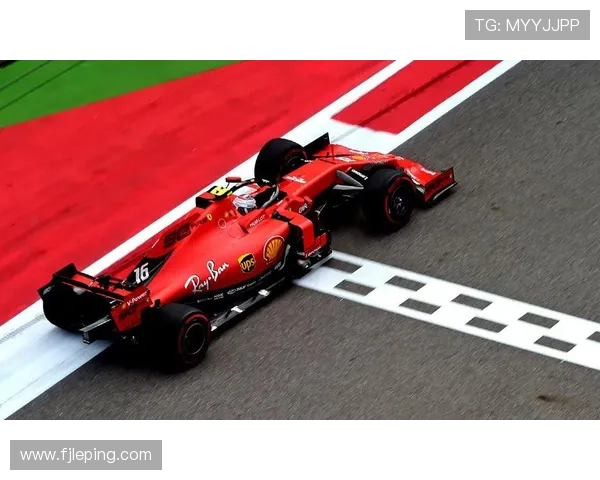 F1新赛季风云再起车队博弈与车手争冠格局全面升级引发全球关注