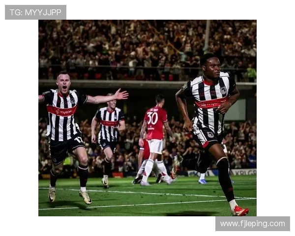 英超联赛最新动态：豪门激战，黑马崛起，赛季精彩看点全解析